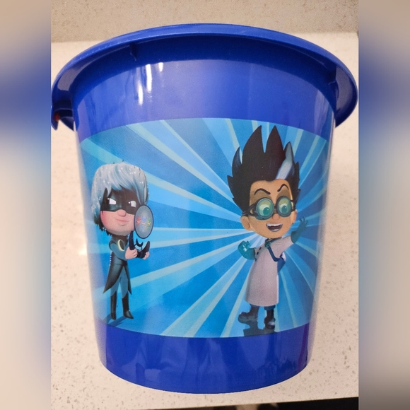 PJ Masks bucket - Picture 2 of 4